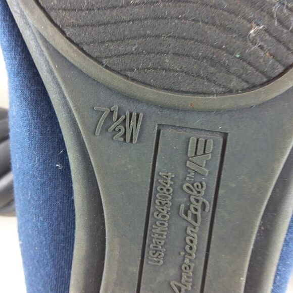American Eagle navy blue flat shoe (one shoe) - Picture 12 of 12